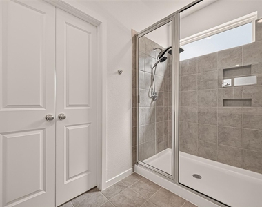 21806 Wycombe Terrace Way - Photo Thumbnail 27