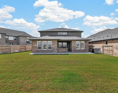 21806 Wycombe Terrace Way - Photo Thumbnail 44