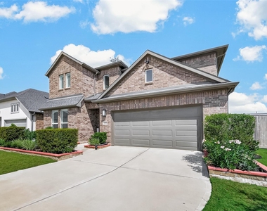 21806 Wycombe Terrace Way - Photo Thumbnail 1