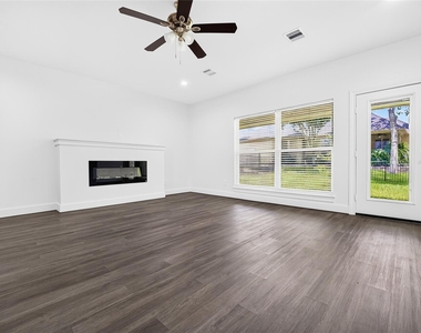 229 Blue Hill Drive - Photo Thumbnail 7