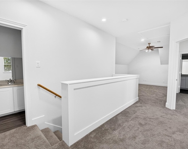 229 Blue Hill Drive - Photo Thumbnail 18