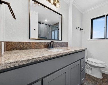 17418 Largs Circle - Photo Thumbnail 25