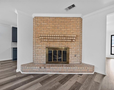 17418 Largs Circle - Photo Thumbnail 14