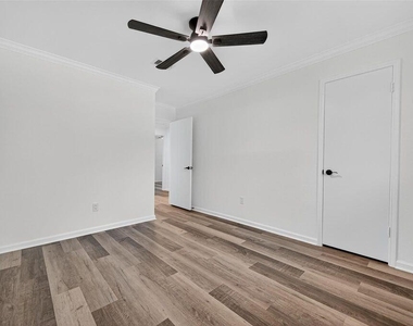 17418 Largs Circle - Photo Thumbnail 24