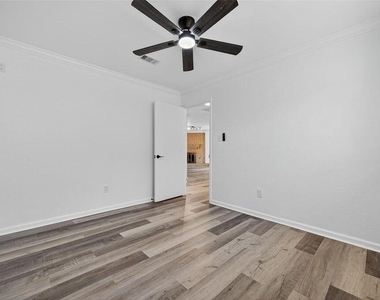 17418 Largs Circle - Photo Thumbnail 22