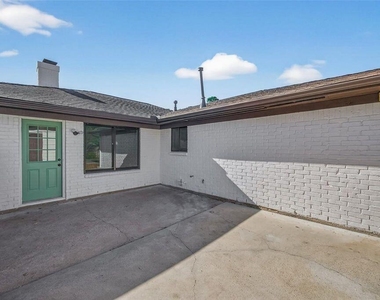 17418 Largs Circle - Photo Thumbnail 36