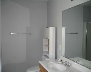 11911 Sanspereil Drive - Photo Thumbnail 13