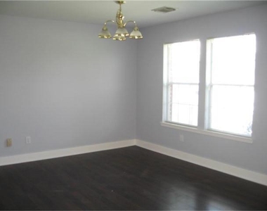 11911 Sanspereil Drive - Photo Thumbnail 1