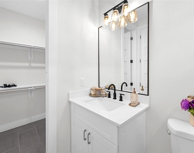 710 Link Road - Photo Thumbnail 16