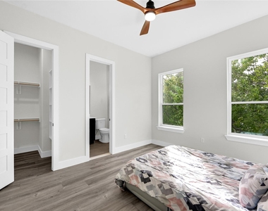710 Link Road - Photo Thumbnail 17