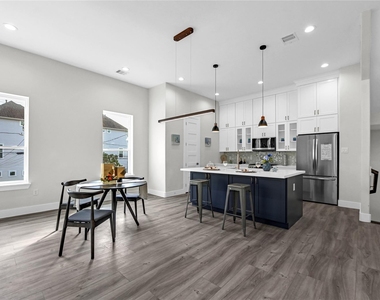 710 Link Road - Photo Thumbnail 1