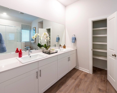 16011 Sage Harvest Street - Photo Thumbnail 12