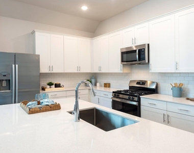 16011 Sage Harvest Street - Photo Thumbnail 4