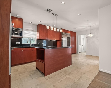 5232 Piping Rock Ln Lane - Photo Thumbnail 8