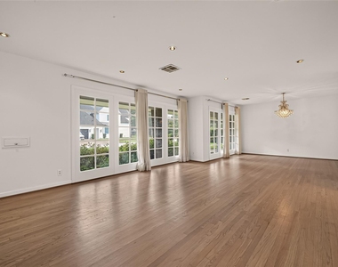 5232 Piping Rock Ln Lane - Photo Thumbnail 4