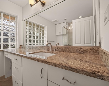 5232 Piping Rock Ln Lane - Photo Thumbnail 18