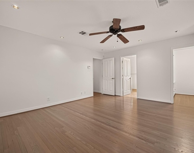 5232 Piping Rock Ln Lane - Photo Thumbnail 17