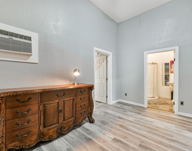 1820 Market Street - Photo Thumbnail 19
