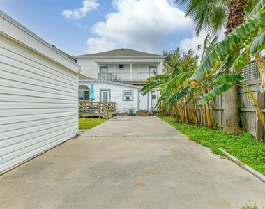 1820 Market Street - Photo Thumbnail 1