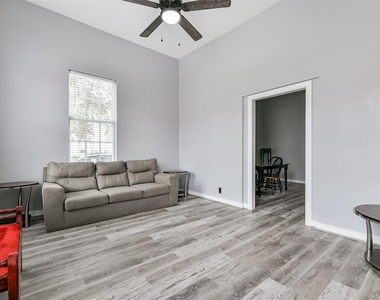 1820 Market Street - Photo Thumbnail 11