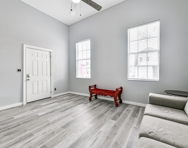 1820 Market Street - Photo Thumbnail 12