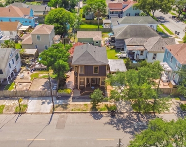 1311 37th Street - Photo Thumbnail 23