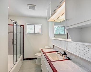 9771 Westview Drive - Photo Thumbnail 15