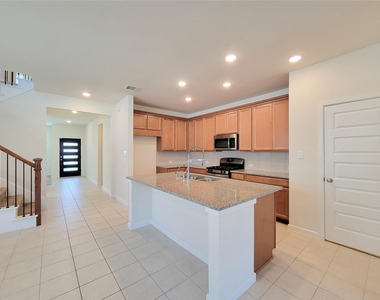 18618 Greenwood Meadow - Photo Thumbnail 13