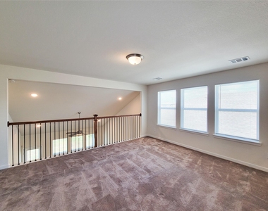 18618 Greenwood Meadow - Photo Thumbnail 35