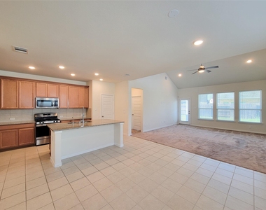 18618 Greenwood Meadow - Photo Thumbnail 18