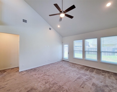18618 Greenwood Meadow - Photo Thumbnail 24