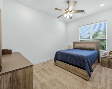 8960 Zurcher Ln - Photo Thumbnail 12