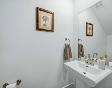 8960 Zurcher Ln - Photo Thumbnail 8