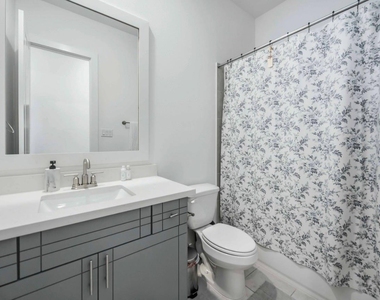 8960 Zurcher Ln - Photo Thumbnail 18