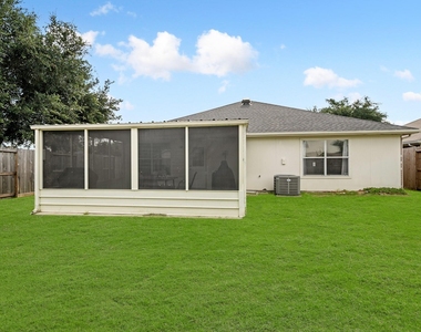 140 Bristol Bend Lane - Photo Thumbnail 17