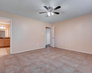 11956 Braes Park Drive - Photo Thumbnail 11