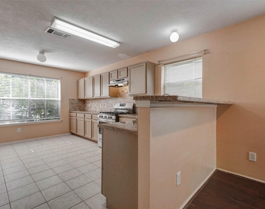 11956 Braes Park Drive - Photo Thumbnail 5