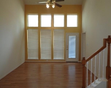 90 N Valley Oaks Circle - Photo Thumbnail 4