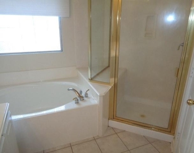90 N Valley Oaks Circle - Photo Thumbnail 13