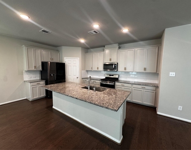 10310 Mount Winchell - Photo Thumbnail 6