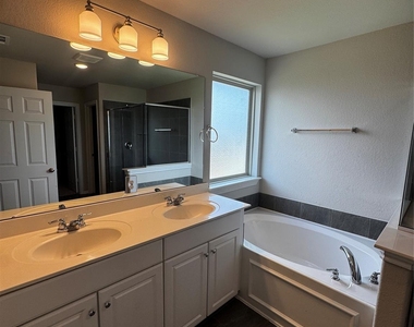 10310 Mount Winchell - Photo Thumbnail 9