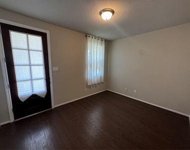 10310 Mount Winchell - Photo Thumbnail 1