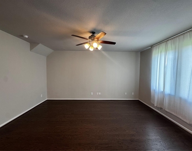 10310 Mount Winchell - Photo Thumbnail 5