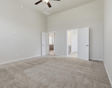 31218 Harmony Falls Court - Photo Thumbnail 17