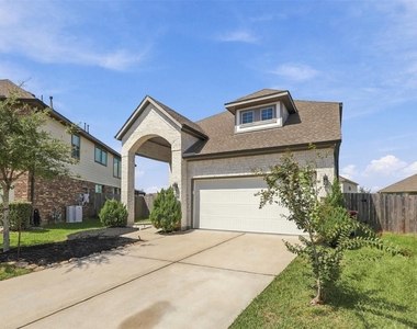 31218 Harmony Falls Court - Photo Thumbnail 1