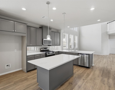 31218 Harmony Falls Court - Photo Thumbnail 12
