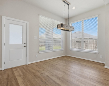 31218 Harmony Falls Court - Photo Thumbnail 14