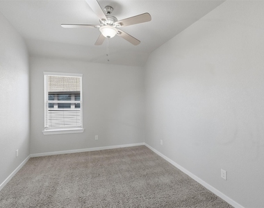 31218 Harmony Falls Court - Photo Thumbnail 25
