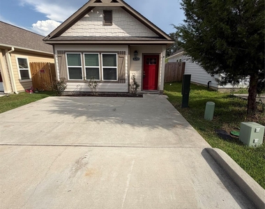 16721 Stonefield - Photo Thumbnail 1