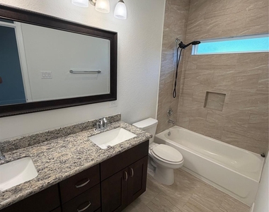 16721 Stonefield - Photo Thumbnail 11